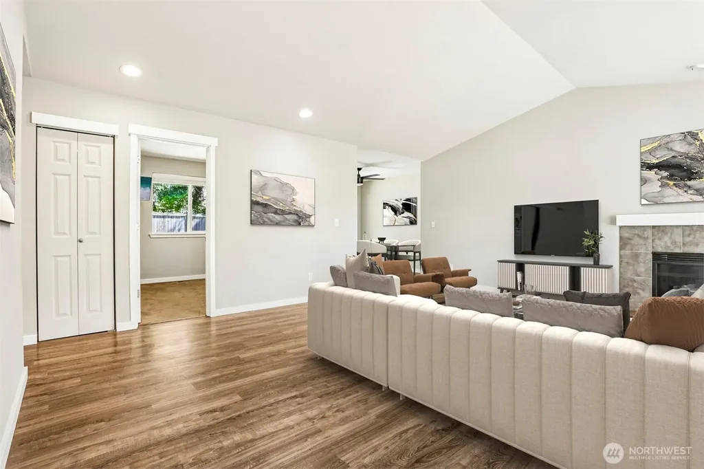 3303 156th Street SW Lynnwood WA 98087