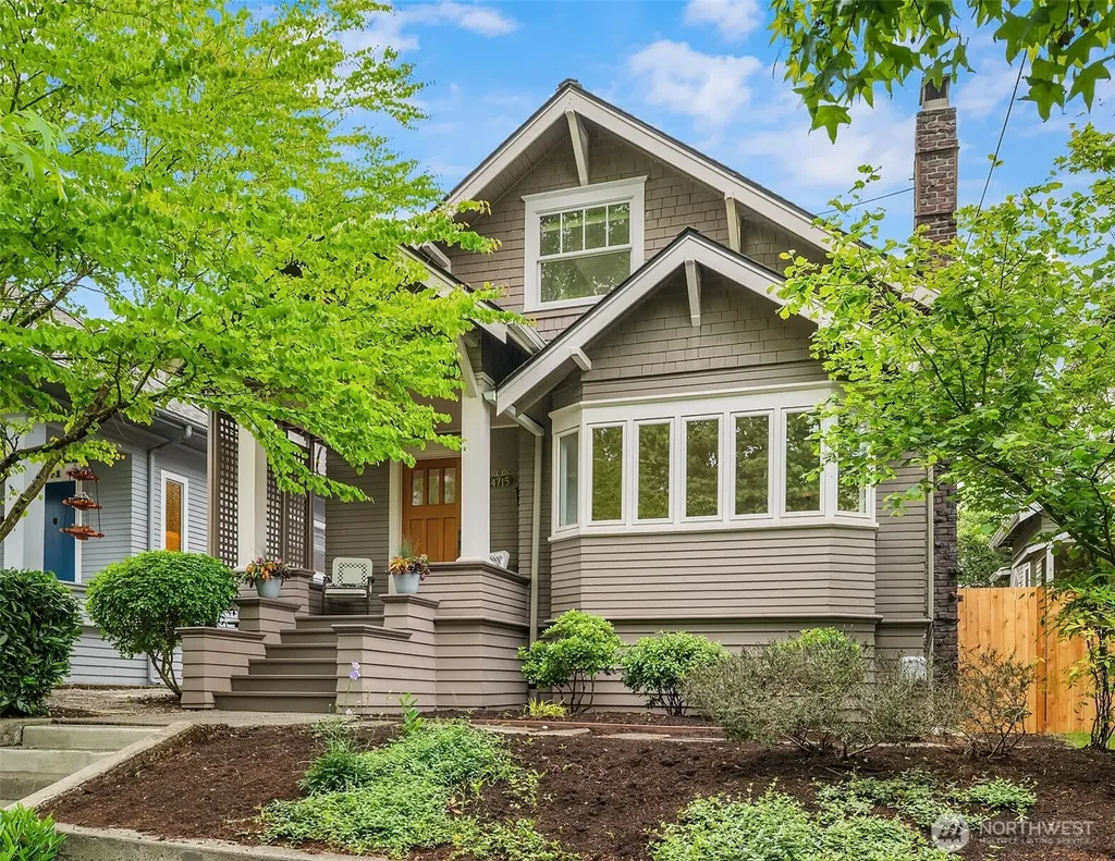 4715 Densmore Avenue N Seattle WA 98103