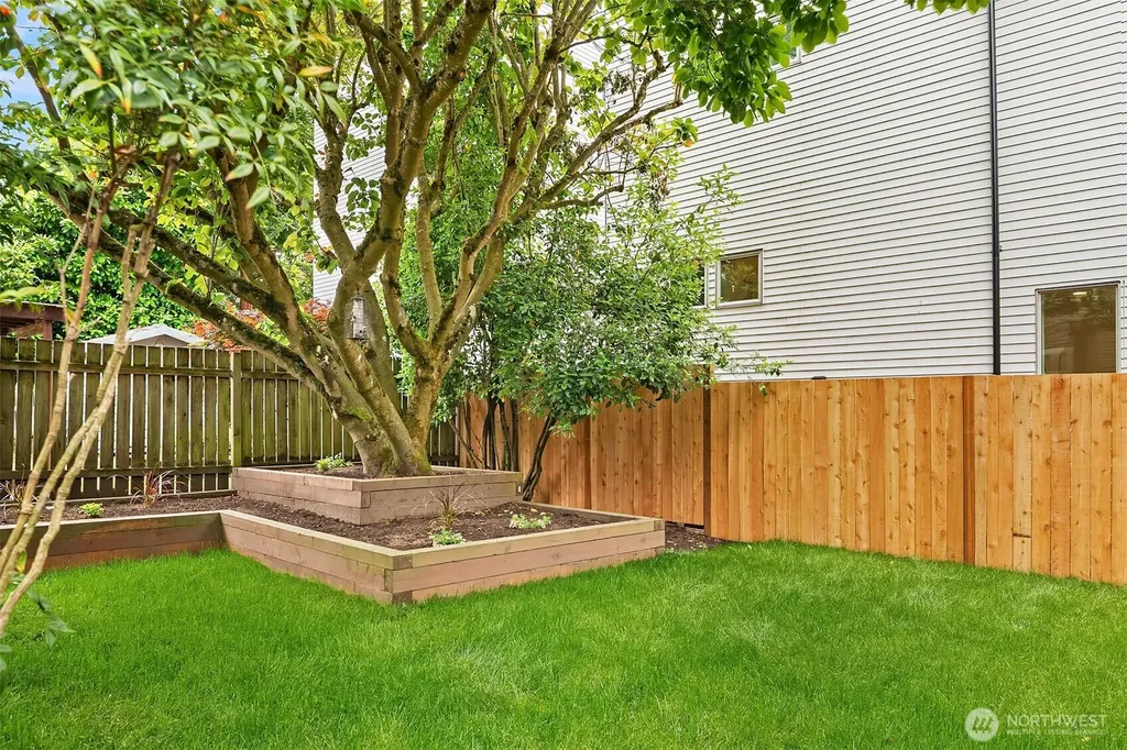 4715 Densmore Avenue N Seattle WA 98103