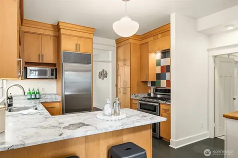 4715 Densmore Avenue N Seattle WA 98103