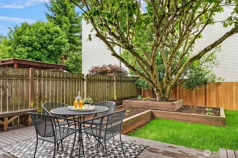 4715 Densmore Avenue N Seattle WA 98103