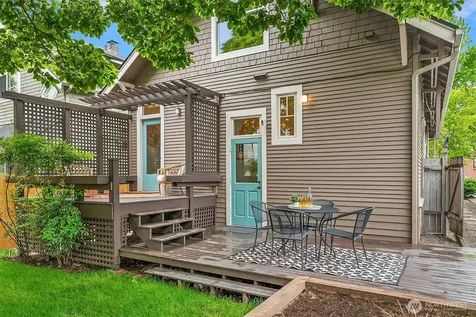 4715 Densmore Avenue N Seattle WA 98103