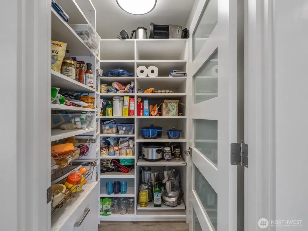 4909 Chinook Drive Everett WA 98203