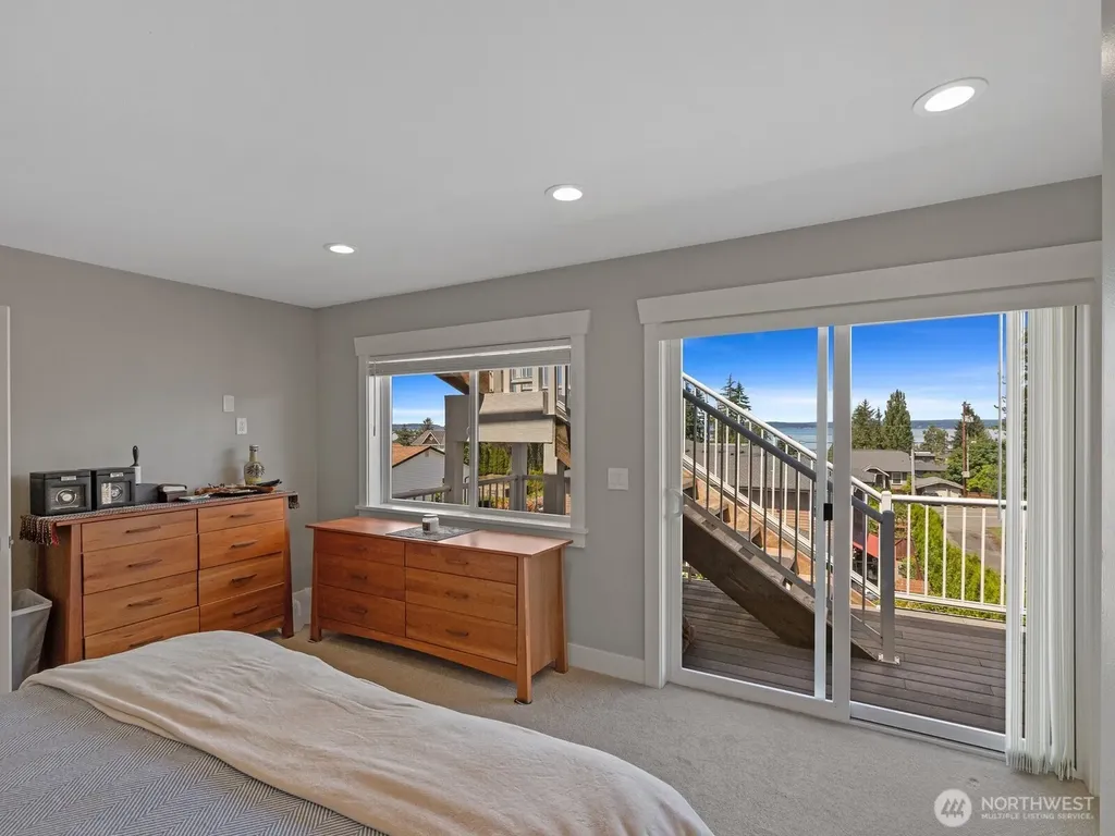 4909 Chinook Drive Everett WA 98203