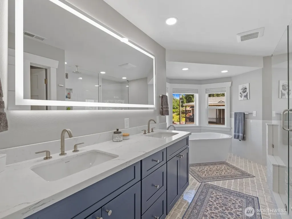 4909 Chinook Drive Everett WA 98203