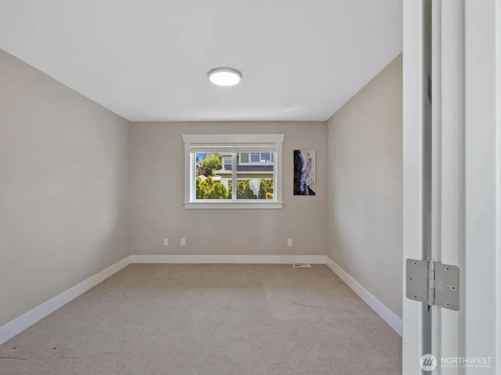 4909 Chinook Drive Everett WA 98203
