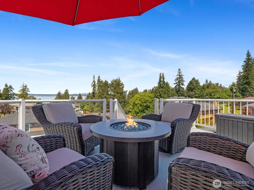 4909 Chinook Drive Everett WA 98203