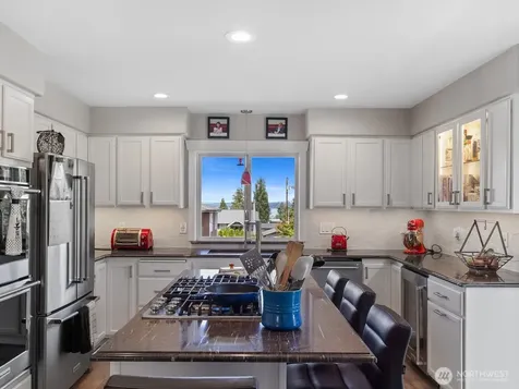 4909 Chinook Drive Everett WA 98203