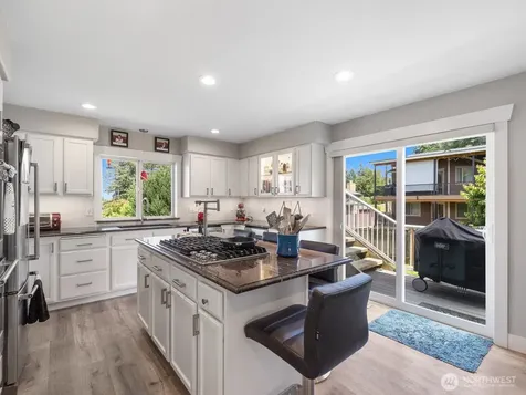 4909 Chinook Drive Everett WA 98203