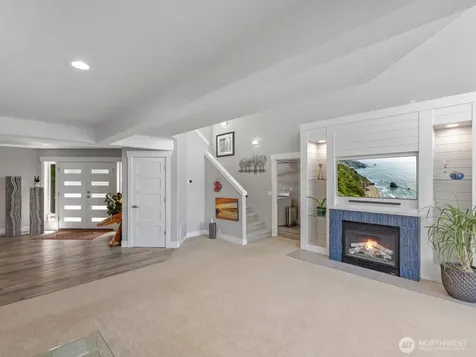 4909 Chinook Drive Everett WA 98203