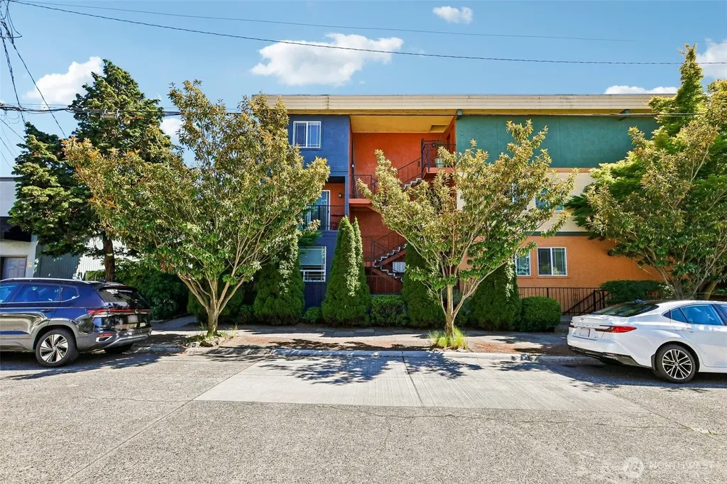 717 NW 70th Street Seattle WA 98117