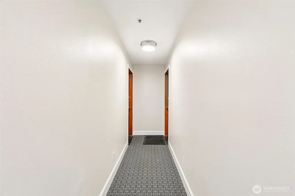 717 NW 70th Street Seattle WA 98117