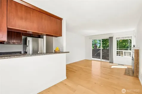717 NW 70th Street Seattle WA 98117