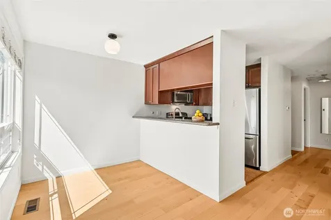 717 NW 70th Street Seattle WA 98117