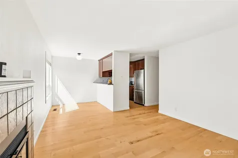 717 NW 70th Street Seattle WA 98117