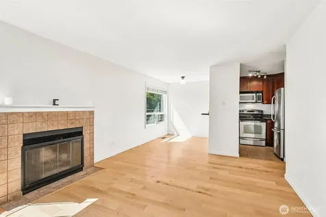 717 NW 70th Street Seattle WA 98117