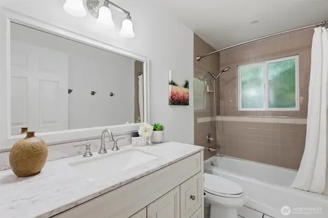 20224 SE 26th Street Sammamish WA 98075