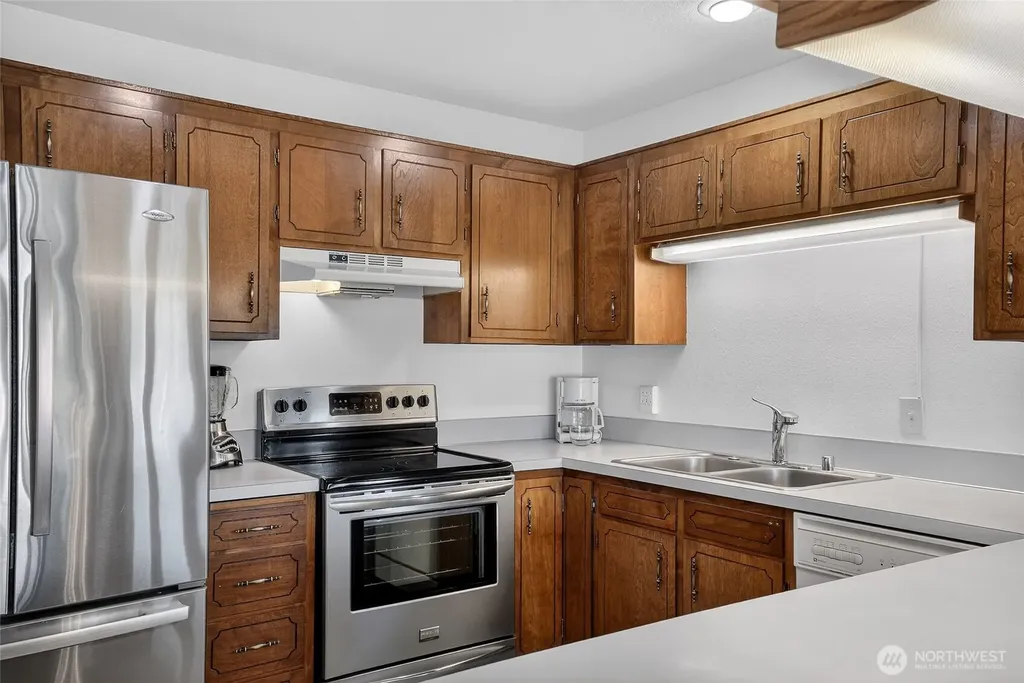 2001 Skyline Way Anacortes WA 98221