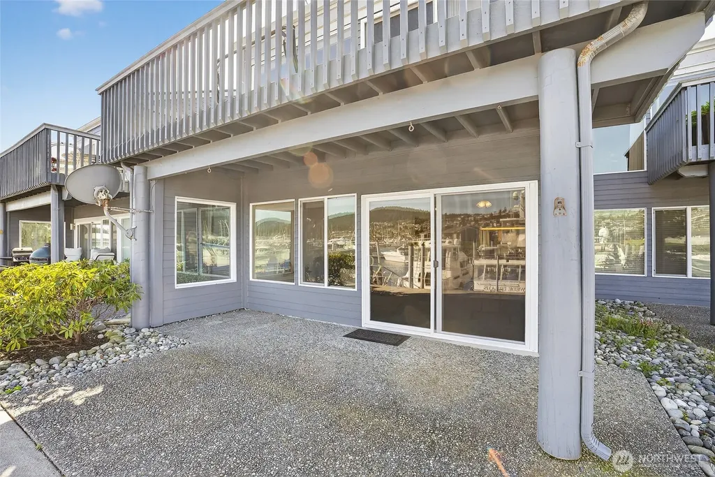 2001 Skyline Way Anacortes WA 98221