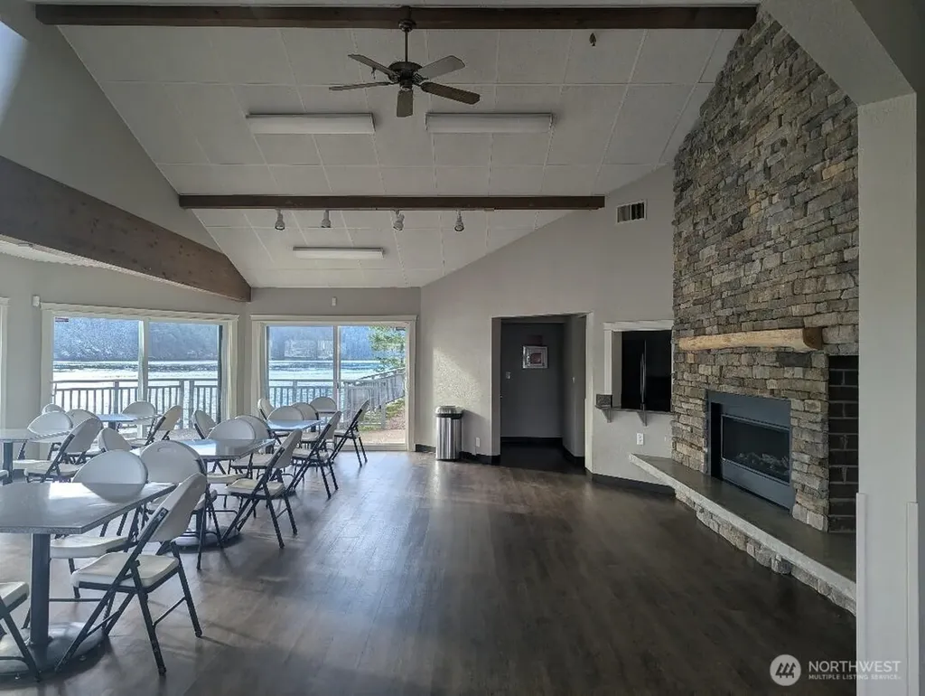 2001 Skyline Way Anacortes WA 98221