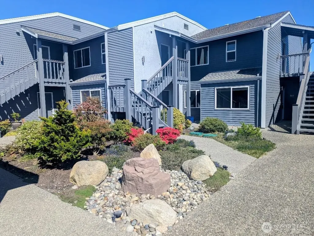 2001 Skyline Way Anacortes WA 98221