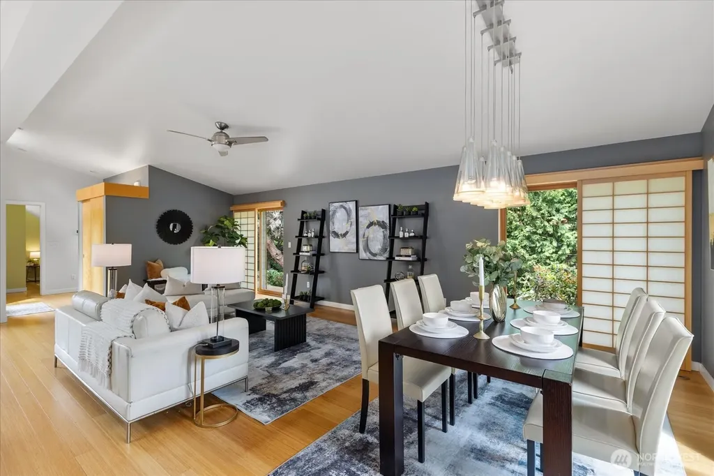 8856 24th Avenue SW Seattle WA 98106