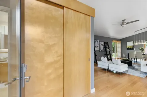8856 24th Avenue SW Seattle WA 98106