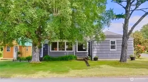 212 SE 12th Street Long Beach WA 98631