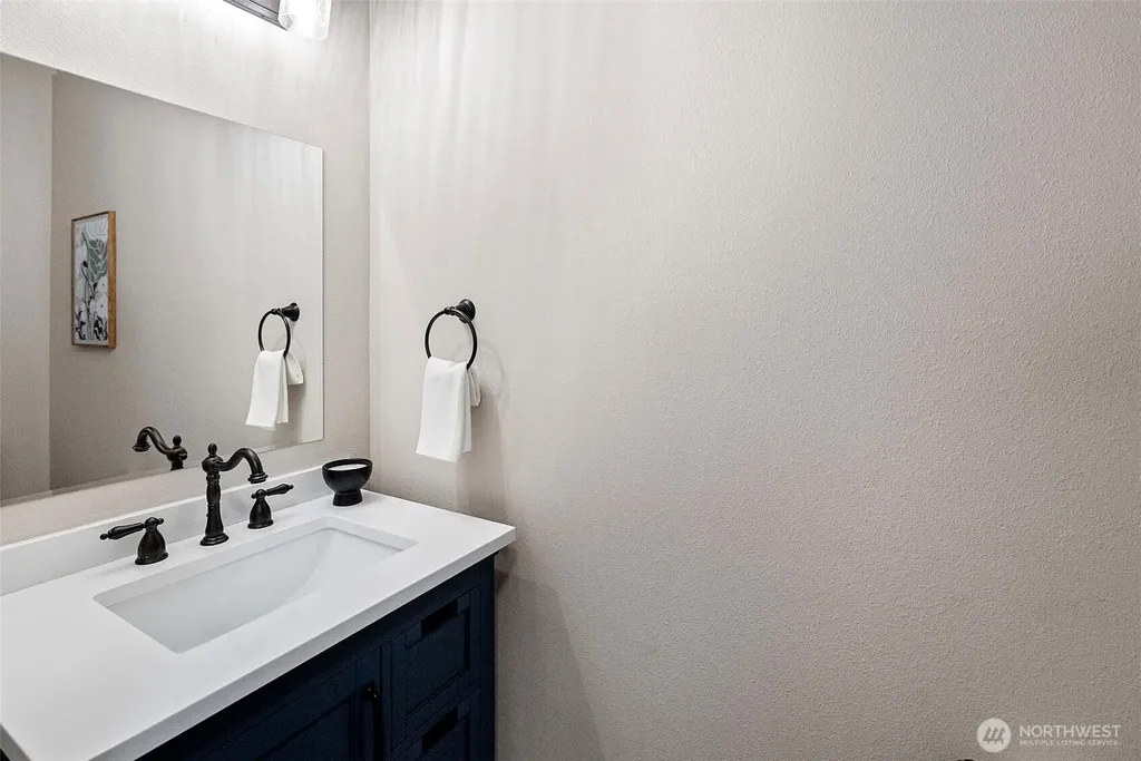 4244 SE Horsehead Way Port Orchard WA 98366