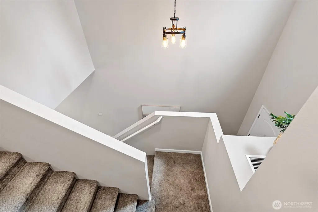 4244 SE Horsehead Way Port Orchard WA 98366