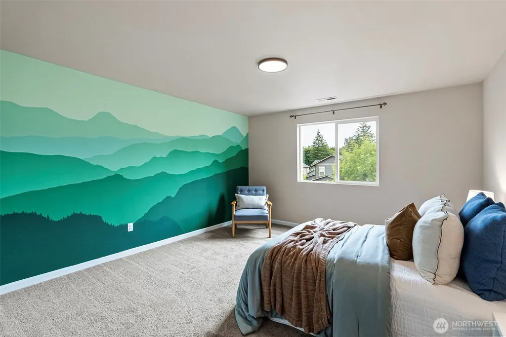 4244 SE Horsehead Way Port Orchard WA 98366