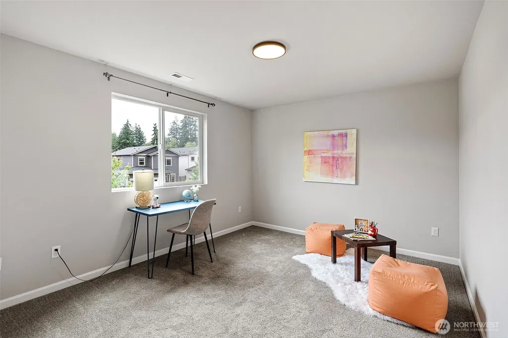 4244 SE Horsehead Way Port Orchard WA 98366
