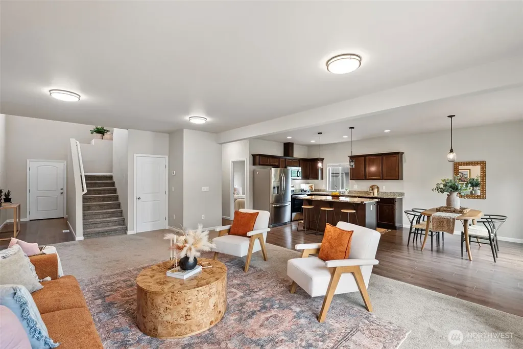 4244 SE Horsehead Way Port Orchard WA 98366