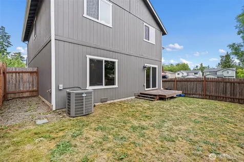 4244 SE Horsehead Way Port Orchard WA 98366