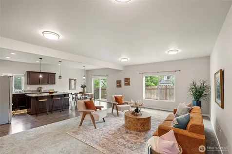 4244 SE Horsehead Way Port Orchard WA 98366