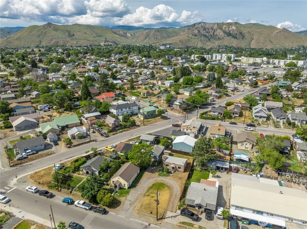 620 Chelan Avenue Wenatchee WA 98801