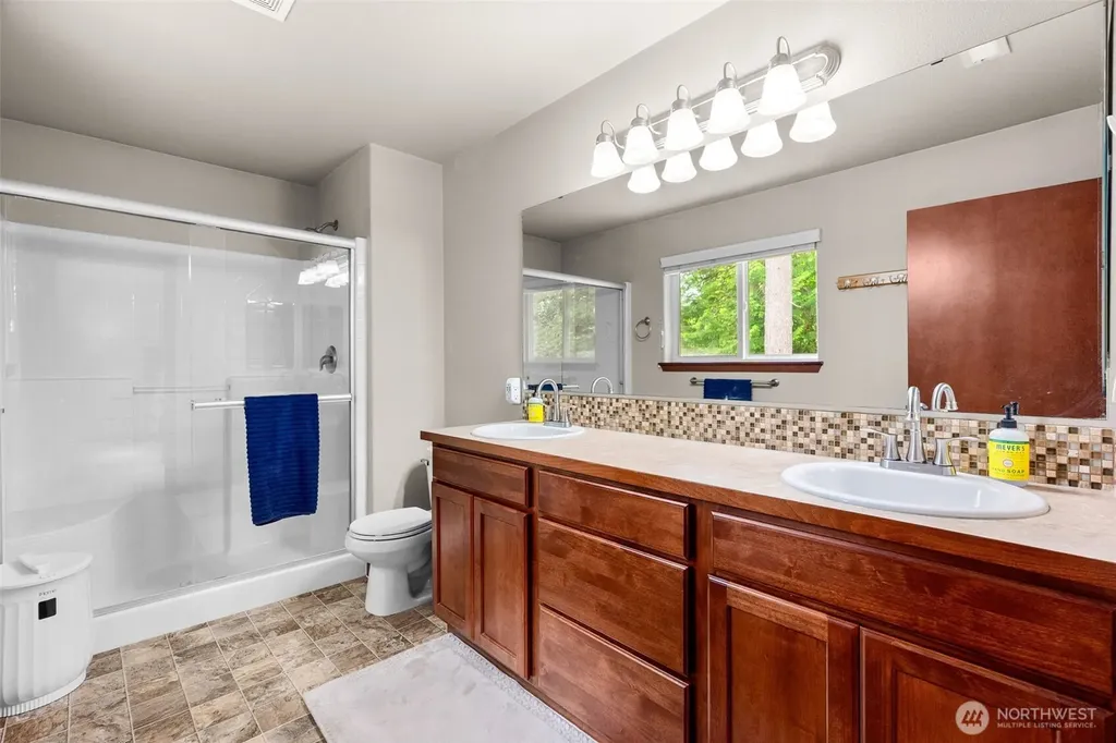 4643 Helena Avenue SE Lacey WA 98503