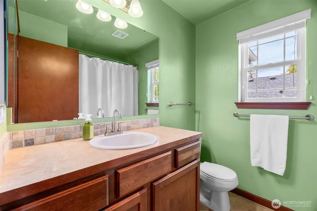 4643 Helena Avenue SE Lacey WA 98503