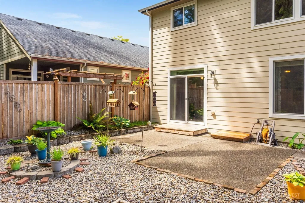 4643 Helena Avenue SE Lacey WA 98503