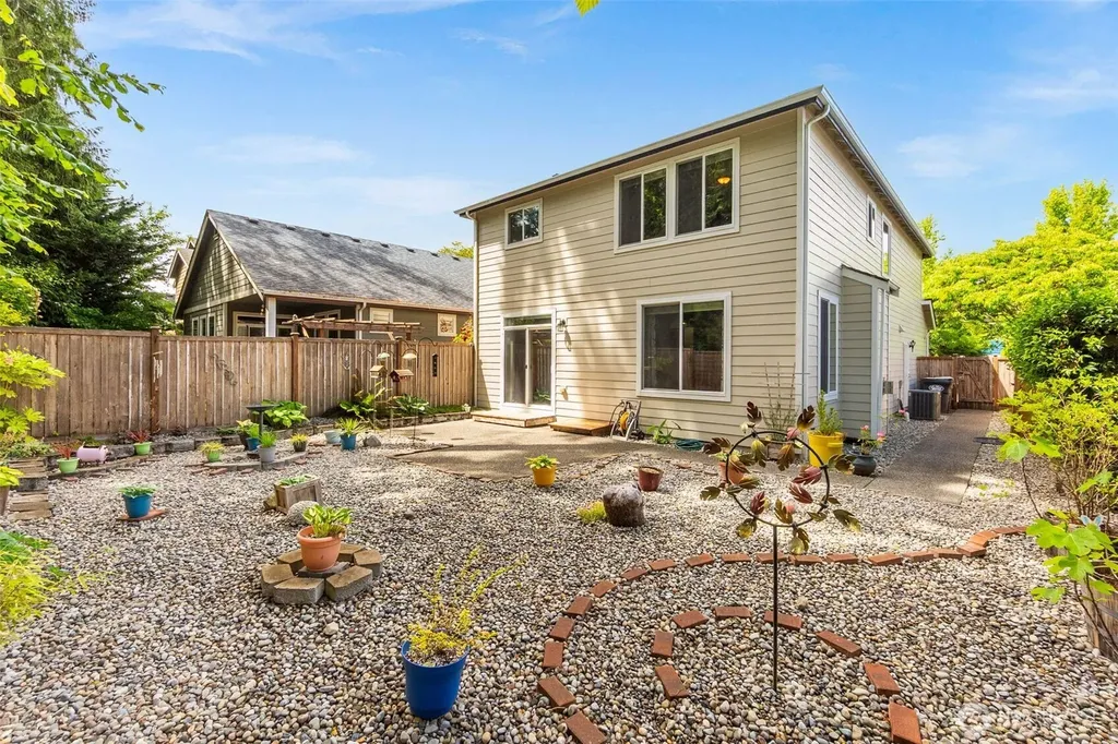 4643 Helena Avenue SE Lacey WA 98503