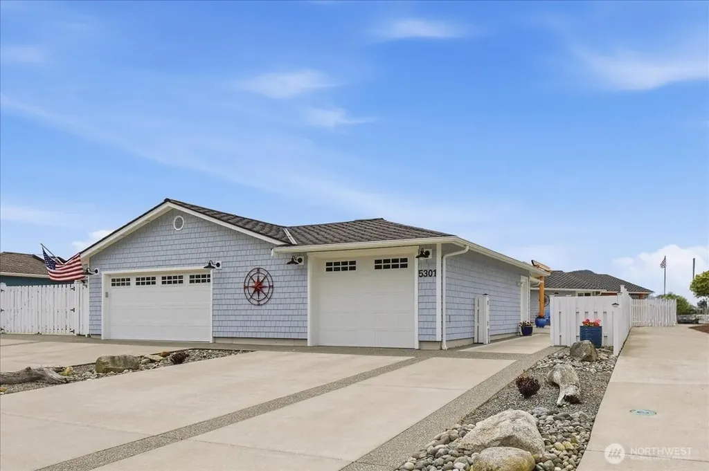 5301 Doon Way Anacortes WA 98221