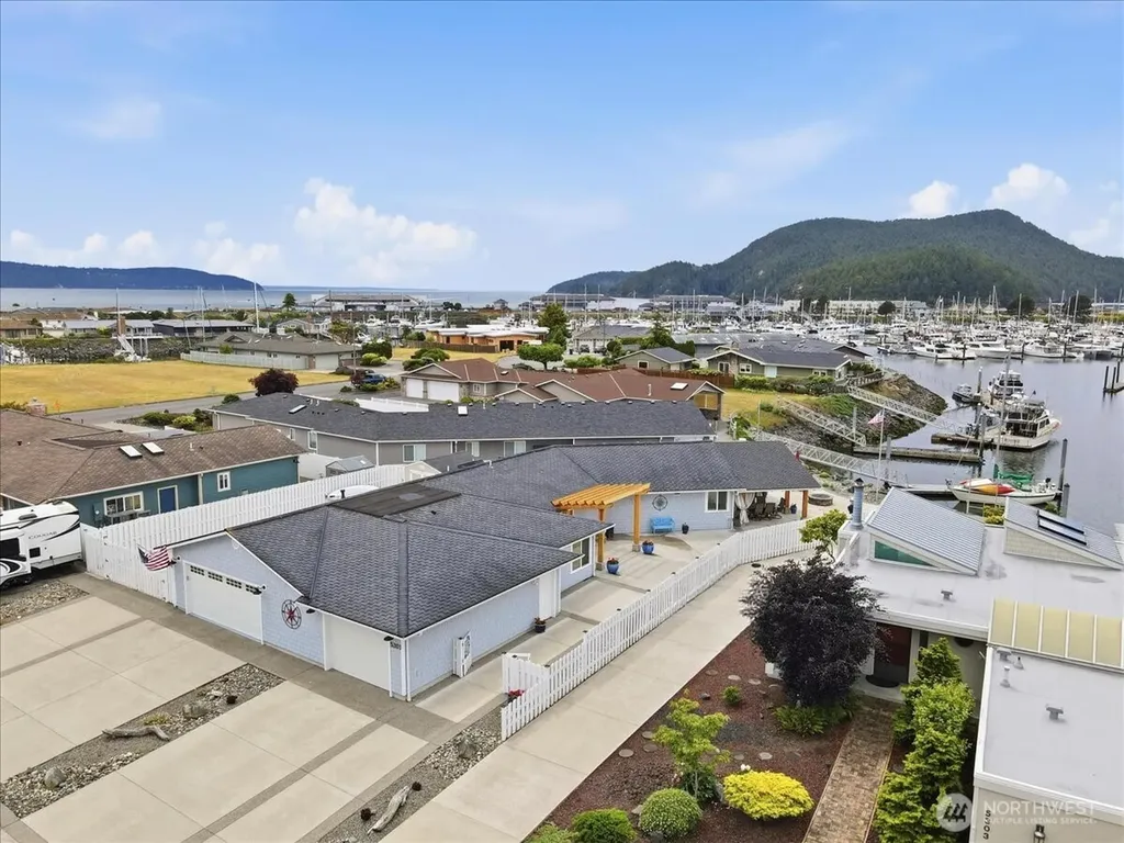 5301 Doon Way Anacortes WA 98221
