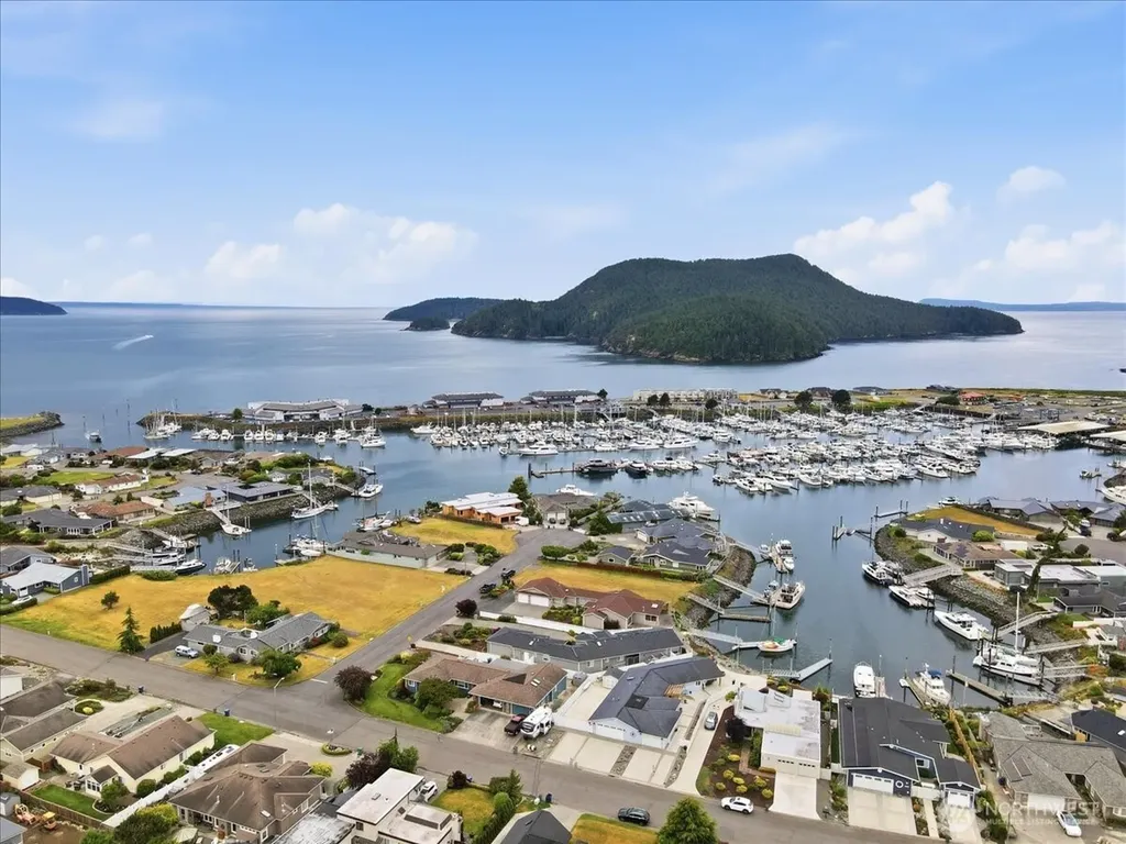 5301 Doon Way Anacortes WA 98221