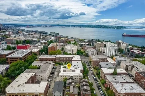 626 4th Avenue W Seattle WA 98119