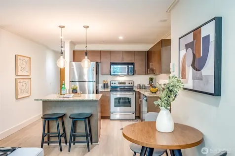 626 4th Avenue W Seattle WA 98119