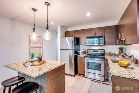 626 4th Avenue W Seattle WA 98119