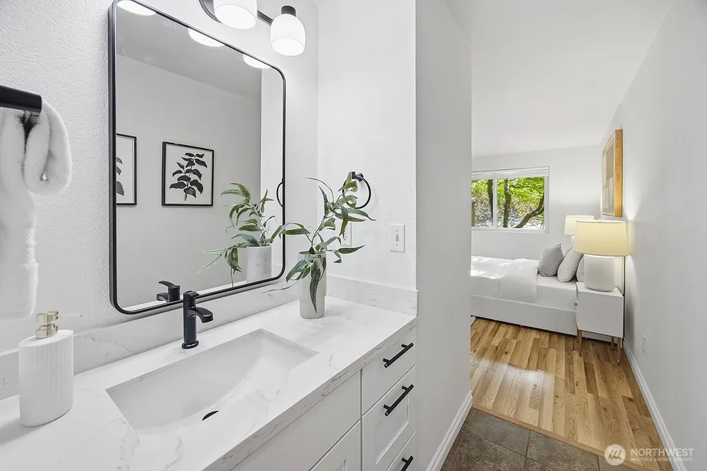 746 Kirkland Circle Kirkland WA 98033