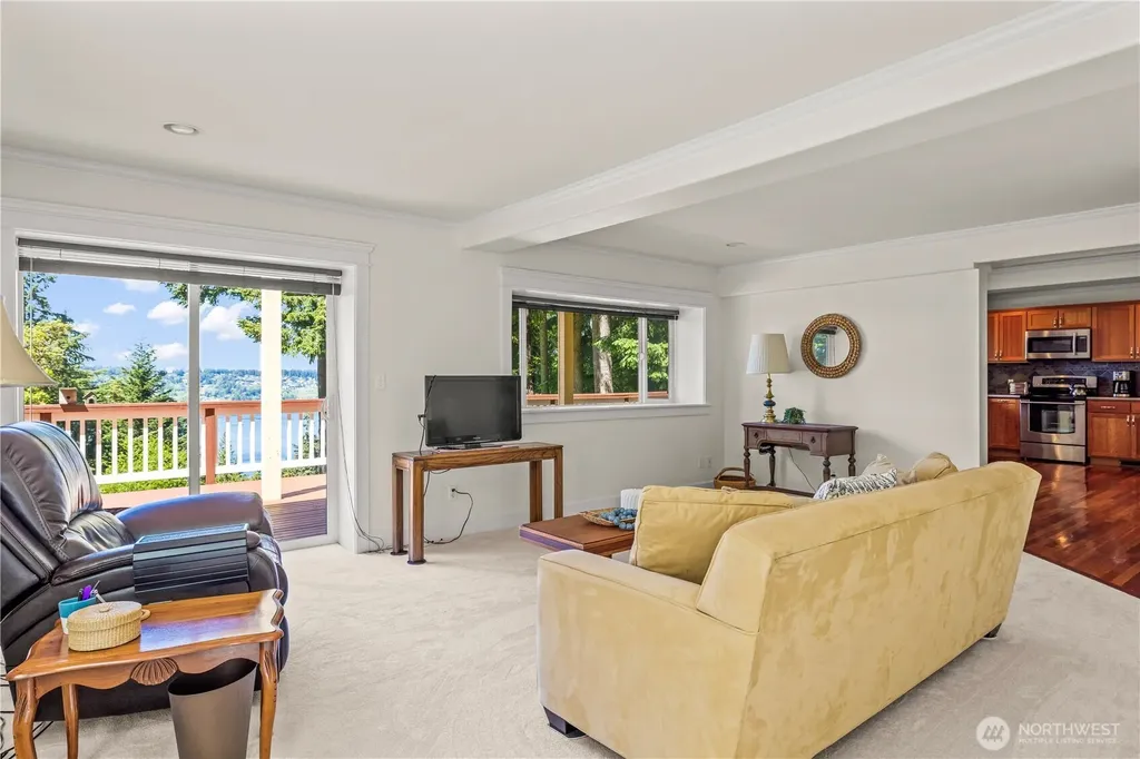 28525 143rd Avenue SW Vashon WA 98070