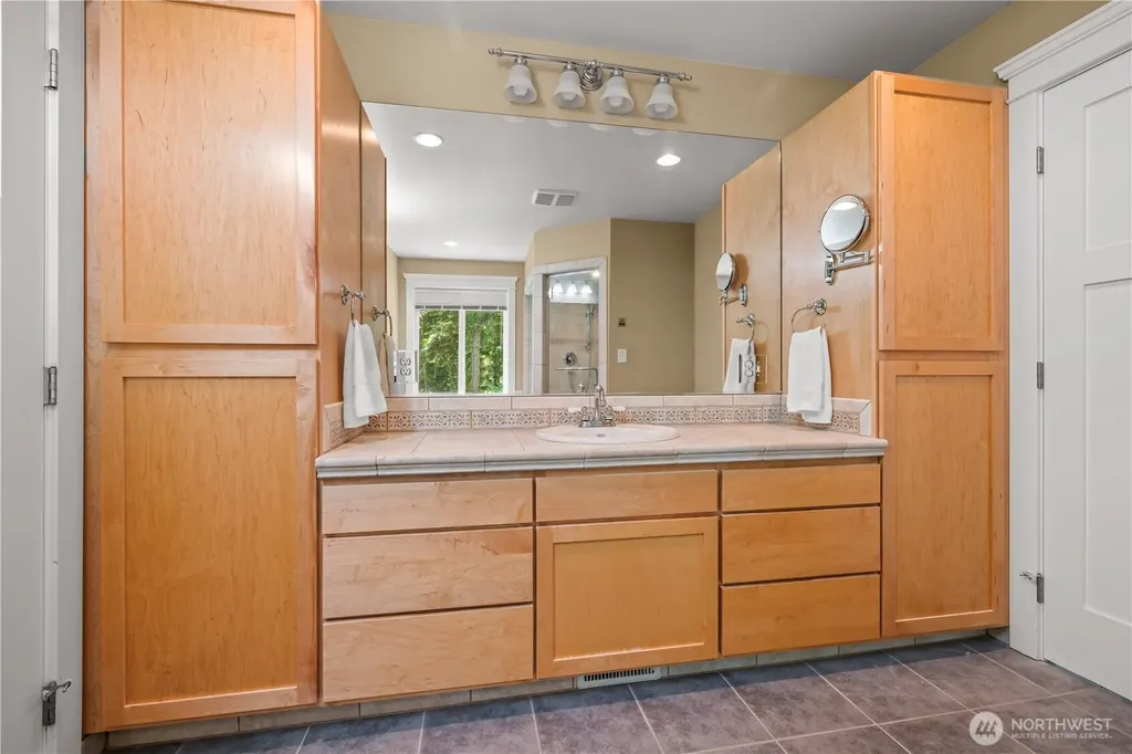 28525 143rd Avenue SW Vashon WA 98070