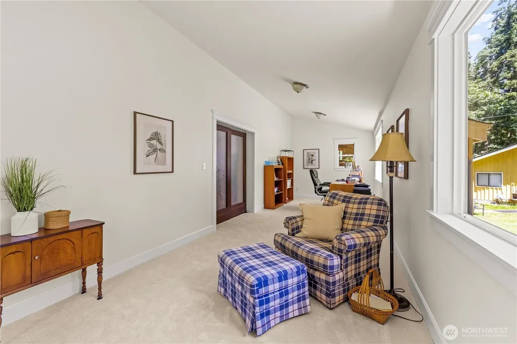 28525 143rd Avenue SW Vashon WA 98070